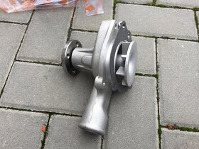 Volha Gaz-21,UAZ,vodní pumpa nové - 4