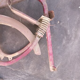 JAWA PAŘEZ PAŘIZEK 555 RAM VIDLE PODBLATNIK - 4