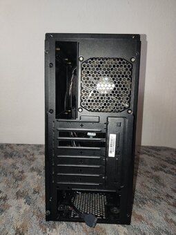 Cooler Master PC case – dobrý stav + 3 ventilátory - 4
