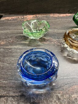 Popelníky hutní sklo - 4