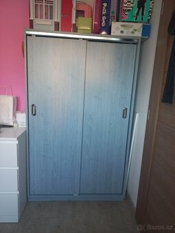Šatní skříň - 4