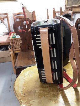 Akordeon Sólo - 120 - 4