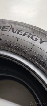 Jako nové 205/75/16C TOYO Nanoenergy VAN, 5123, 9.2mm-8.7mm. - 4