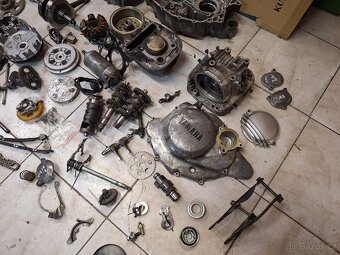 Části motoru Yamaha SR 125 sr125 - 4