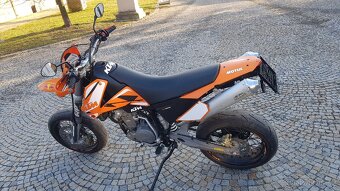 KTM LC4 Supermoto - 4