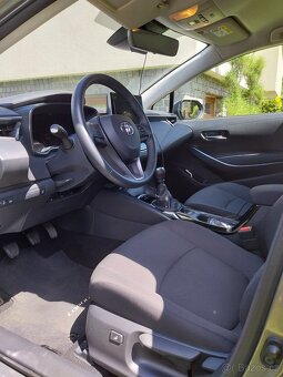Toyota Corolla - 4