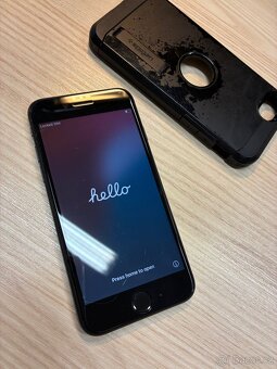 iPhone SE 2020 - 256 GB - 4