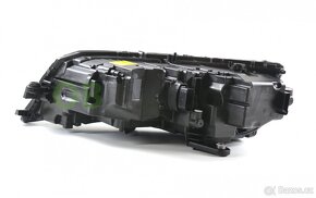 ŠKODA OCTAVIA III FACE-PŘEDNÍ FULL LED SVĚTLO MAGNETI MARELL - 4