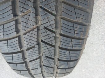 Barum Polaris 235/55 R19 V XL - 4