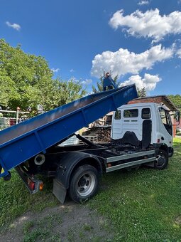 Avia D75 hákový nosič kontejneru - 4