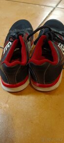 Botasky Zn.Umbro vel.37,5 - 4