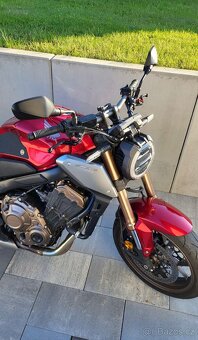 Honda CB650r - 4