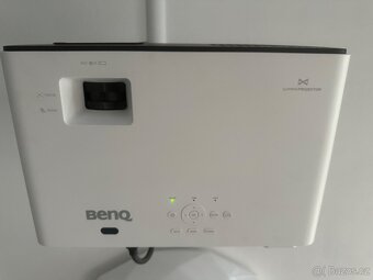 Prodám herní projektor BenQ X500i + el.plátno - 4