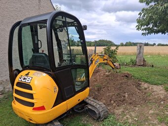Jcb 8018 - 4