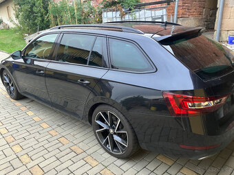 superb 3 kombi 2,0 tdi  sportline - 4