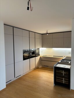 Truhlářské práce a nábytek na míru - 4