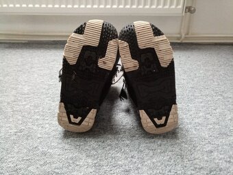 Boty na snowboard - 4