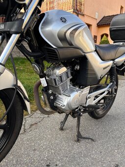 Yamaha YBR125 - 4