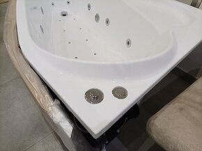 NOVÁ hydromasážní polorohová vana SELENA - 4