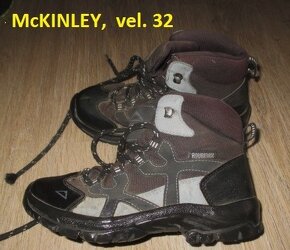 Chlapecké oblečení, vel.122/128 + zimní boty Mc KINLEY, vel. - 4