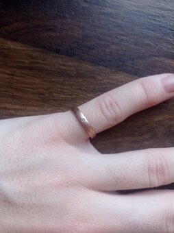 Zlatý prsten s briliantem - 4