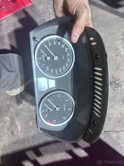 Budíky bmw e60/61 - 4
