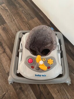 Dětské chodítko - 4