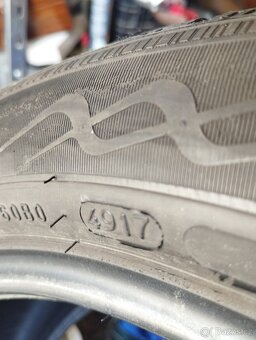 Nokian WR A4 215/50 R18 92V - 4