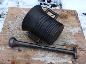 LITINOVÝ HMOŽDÍŘ - 4