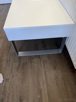 Konferenční stůl - 4