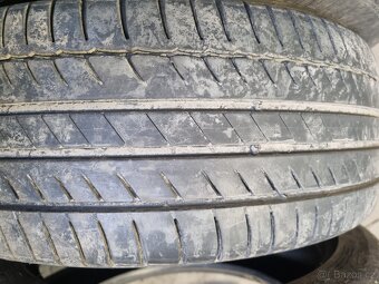 Letní 215/45R17 Michelin - 4