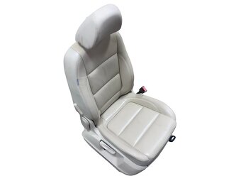 Sedačky béžová kůže kukuřičné hedvábí VW Tiguan 5N r.v. 2010 - 4