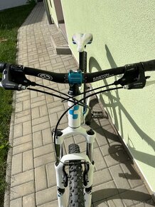 Dívčí horské kolo CUBE velikost 17, kola 26” - 4