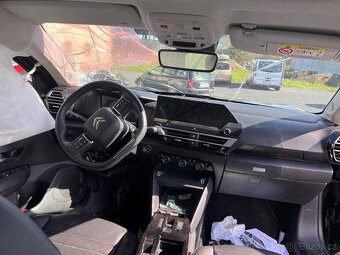 Citroen c4 3 rok 2022 najeto 34tis - 4
