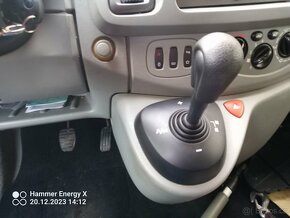 Opel Vivaro,Renault Traffic,Nissan Primastar. - 4