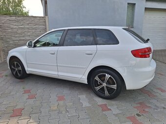 Audi A3 1.6i 75kW - 4