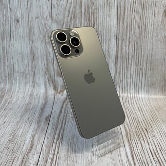 iPhone 15 Pro Max 256GB, nature Titan, eSIM (rok záruka) - 4