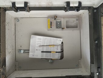 ER513 Rozvaděč elektroměrovýdo výklenku pro PRE - 4