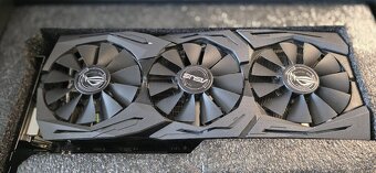 ASUS STRIX GTX 1080 Ti - 4