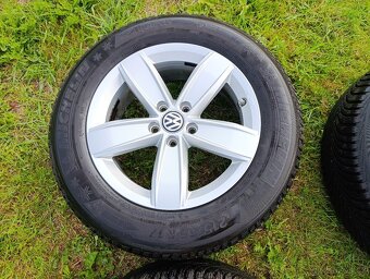 Prodám sadu ALU disků Orig. W Corvara R17 s pneu 215/65/R17 - 4
