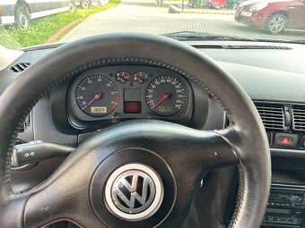VW GOLF IV - 4