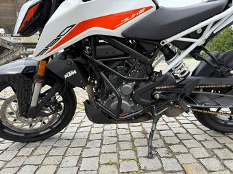 KTM Duke390 - 4