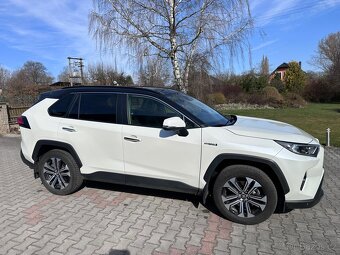 Toyota Rav4 hybrid 2.5 JBL, panorama okno, 360 kamera - 4