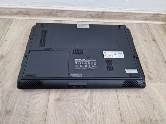 Notebook Asus K50IN na filmy internet kancelářské práce atd - 4