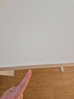 Psací stůl Ikea Micke - 4
