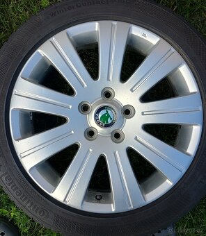 Zimní Sada ALU kol originál Škoda 205/50 r17 - 4