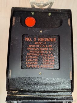 Kodak No. 2 Brownie Model F - 4