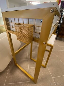 Toaletní stolek - 4