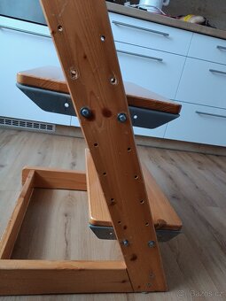 Rostoucí dětská židle z masivu. - 4