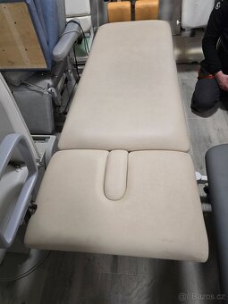 Elektrické Masážní lehátko béžové 1motor - 4